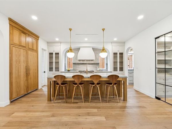 6860 Southridge Drive, Dallas, TX 75214