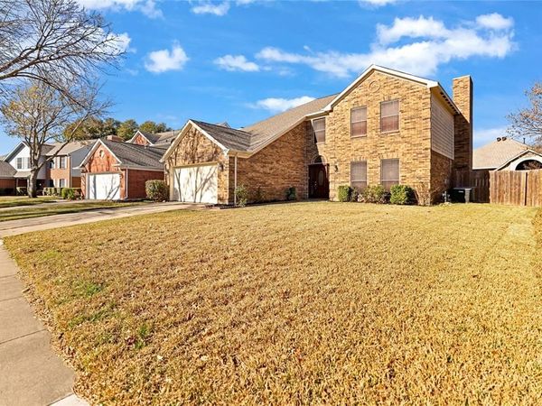 7117 Isle Royale Drive, Fort Worth, TX 76137