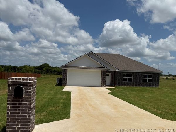 108 Michael, Calera, OK 74730