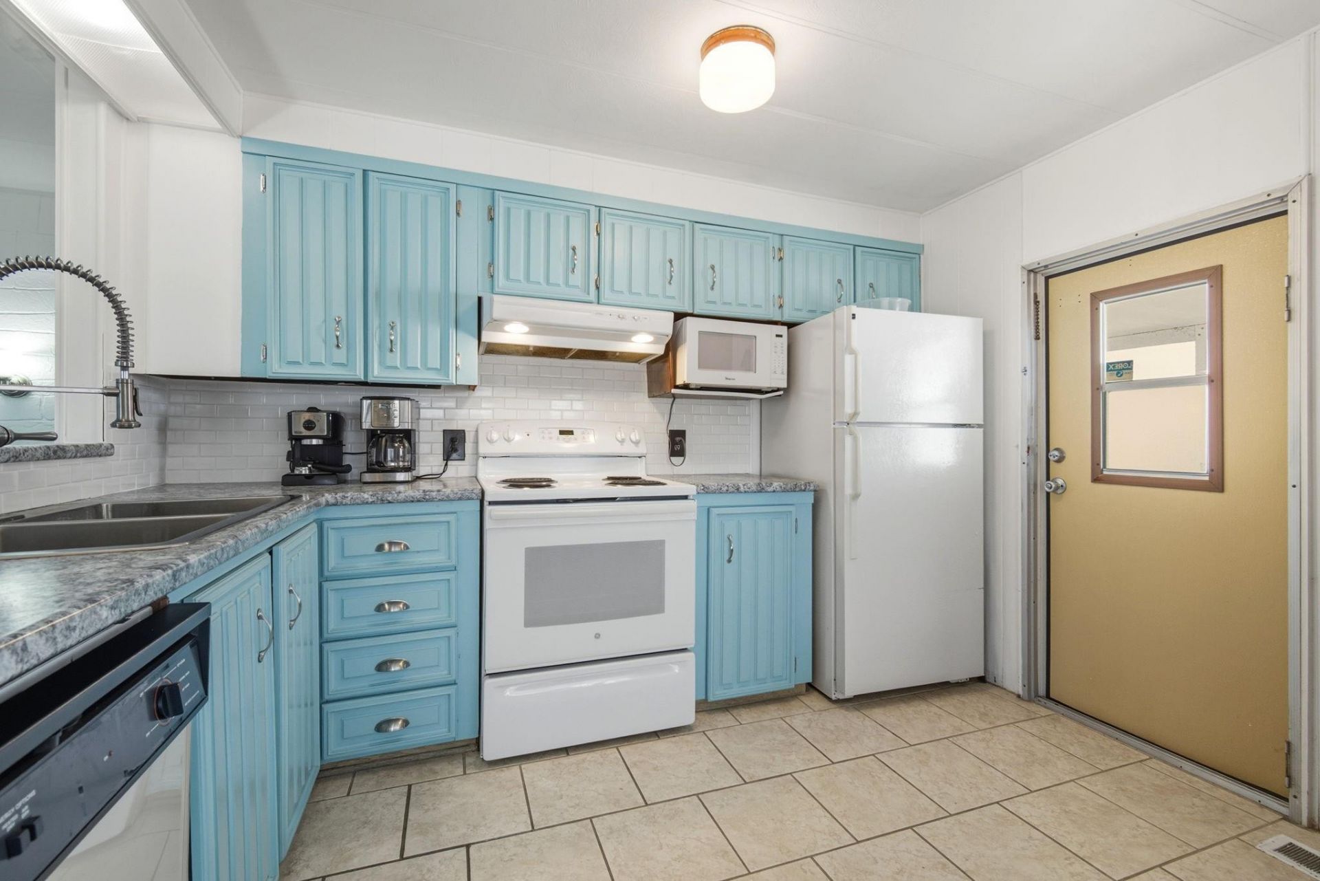 2851 W Marina Drive, Fort Lauderdale, FL 33312 Photo