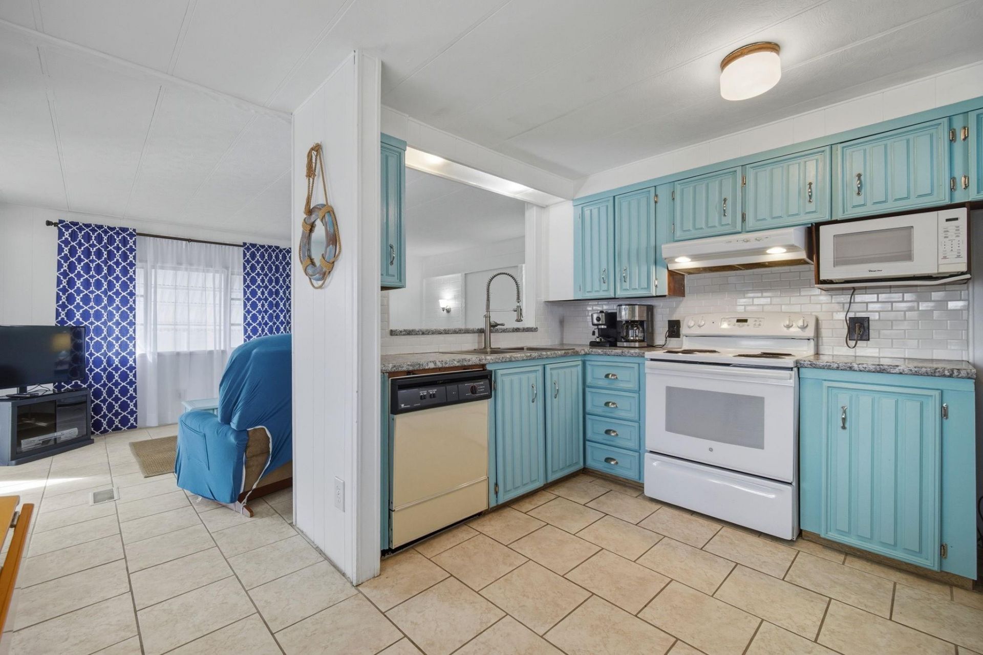 2851 W Marina Drive, Fort Lauderdale, FL 33312 Photo