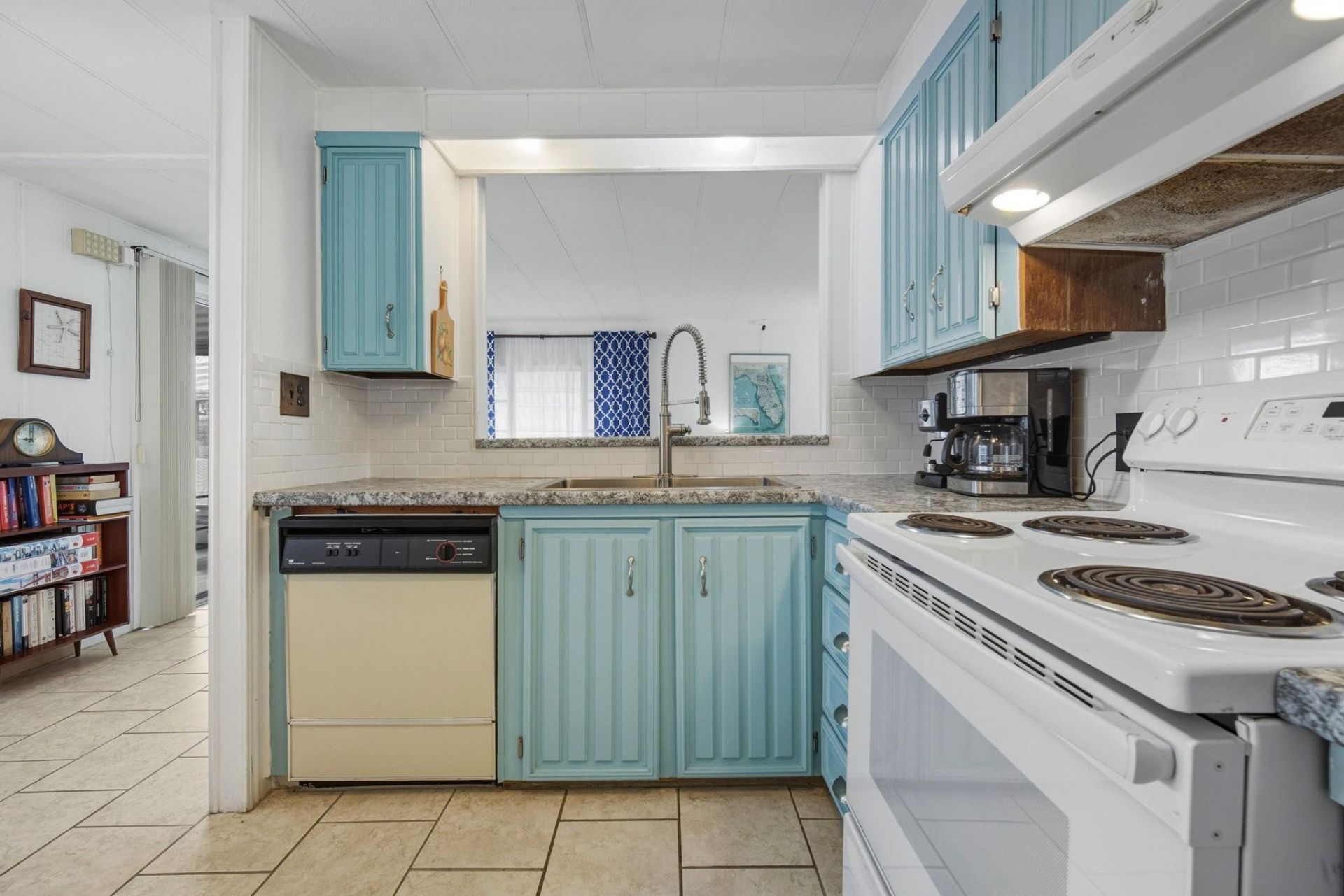 2851 W Marina Drive, Fort Lauderdale, FL 33312 Photo