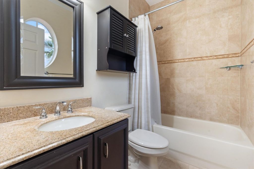 4943 N Harbor Isles Drive, Fort Lauderdale, FL 33312 Photo