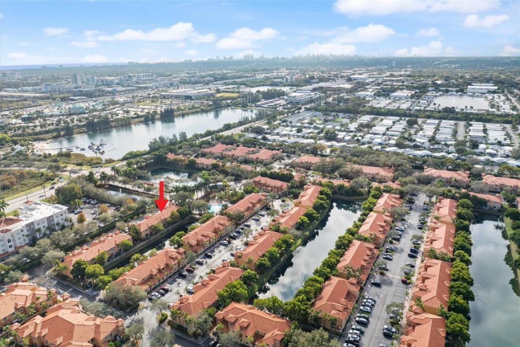 4943 N Harbor Isles Drive, Fort Lauderdale, FL 33312 Photo