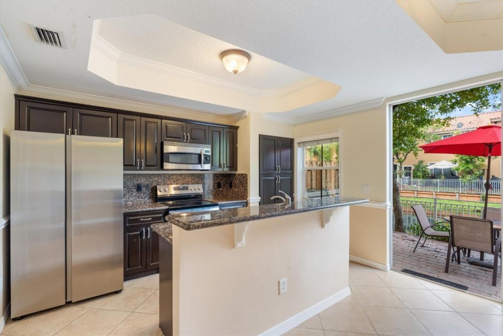 4943 N Harbor Isles Drive, Fort Lauderdale, FL 33312 Photo