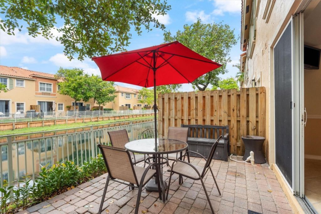 4943 N Harbor Isles Drive, Fort Lauderdale, FL 33312 Photo