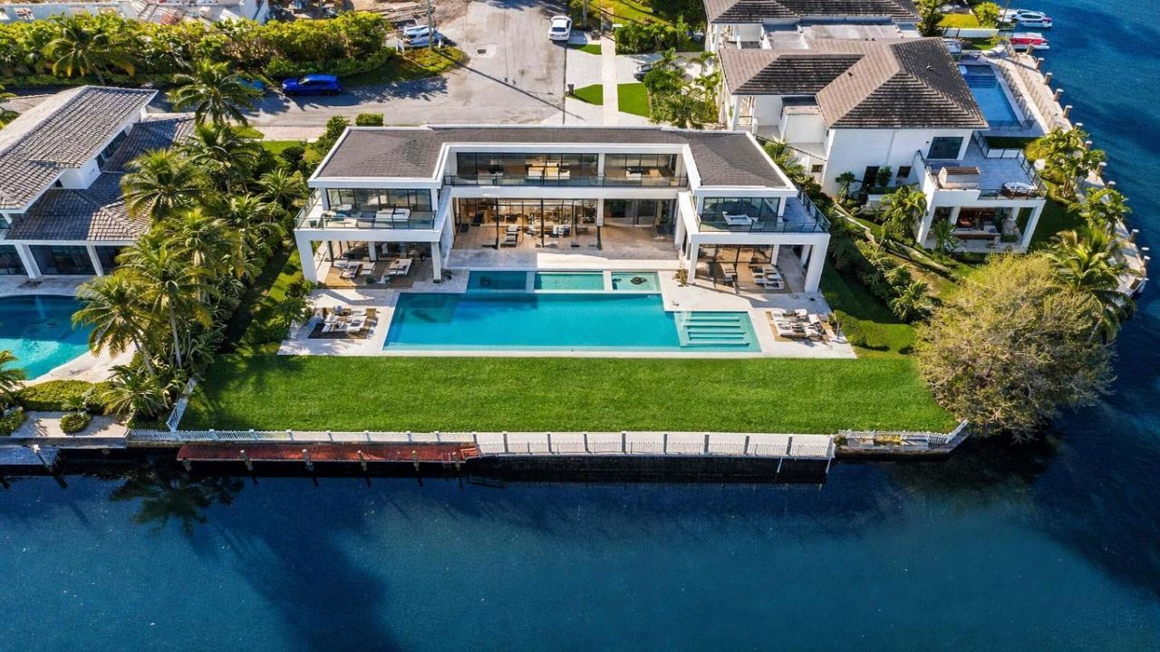 7401 NE Bay Cove Court, Boca Raton, FL 33487 Photo