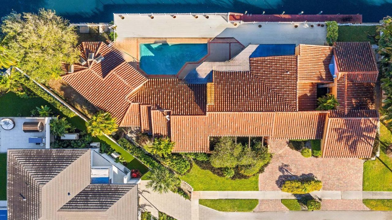 7401 NE Bay Cove Court, Boca Raton, FL 33487 Photo