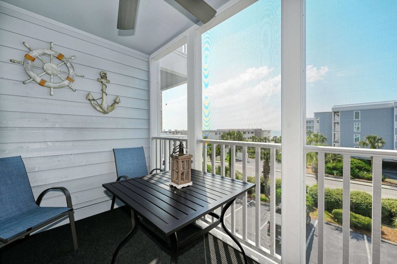 9581 Shore Dr. Photo 11