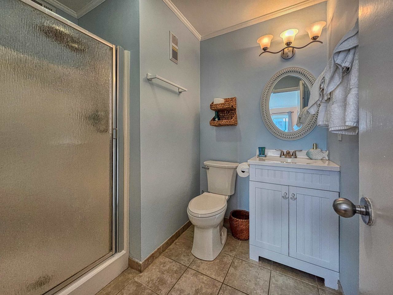 9581 Shore Dr. Photo 15