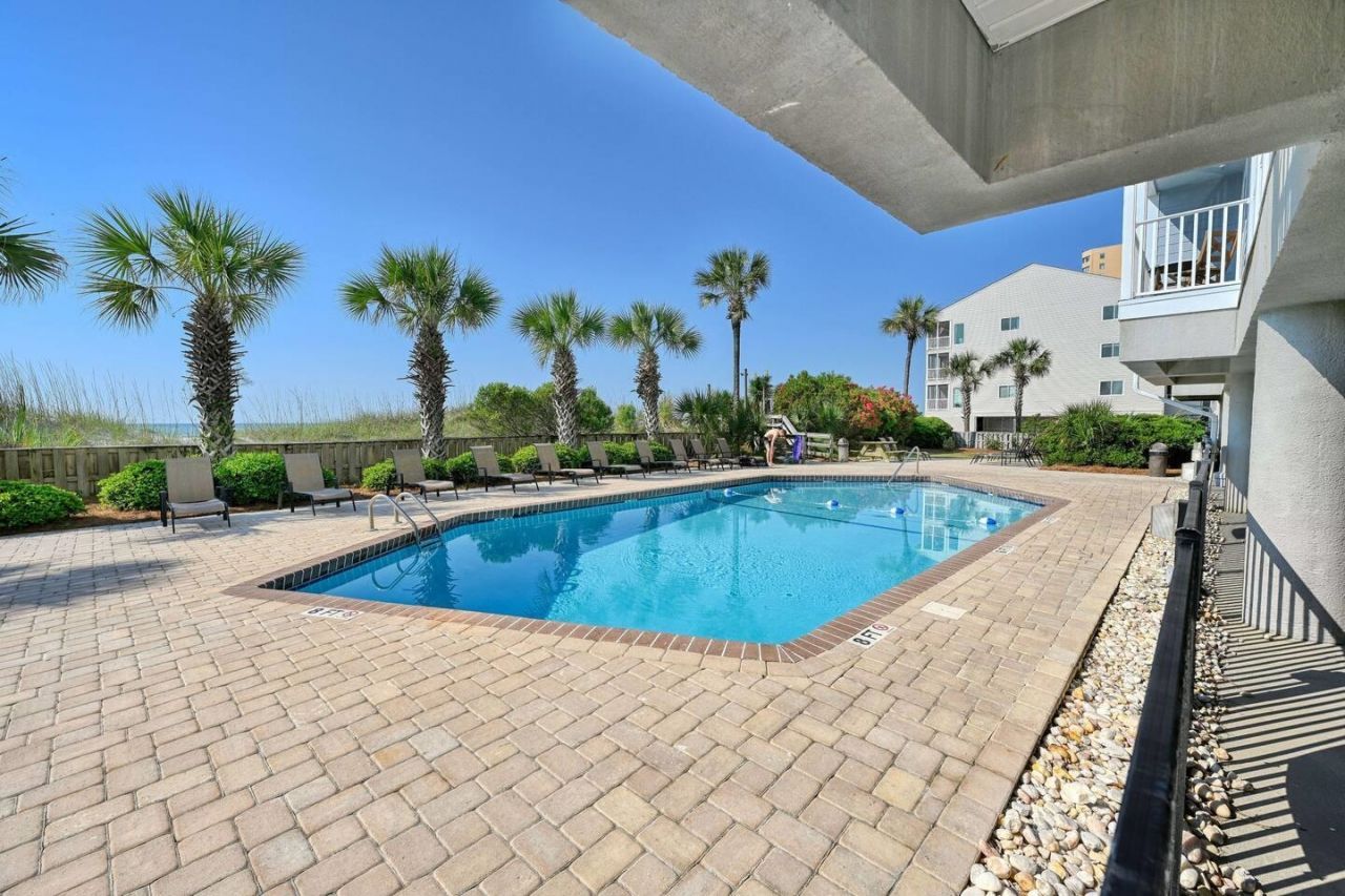 9581 Shore Dr. Photo 24