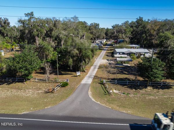 500 S HIGHWAY 17, San Mateo, FL 32187