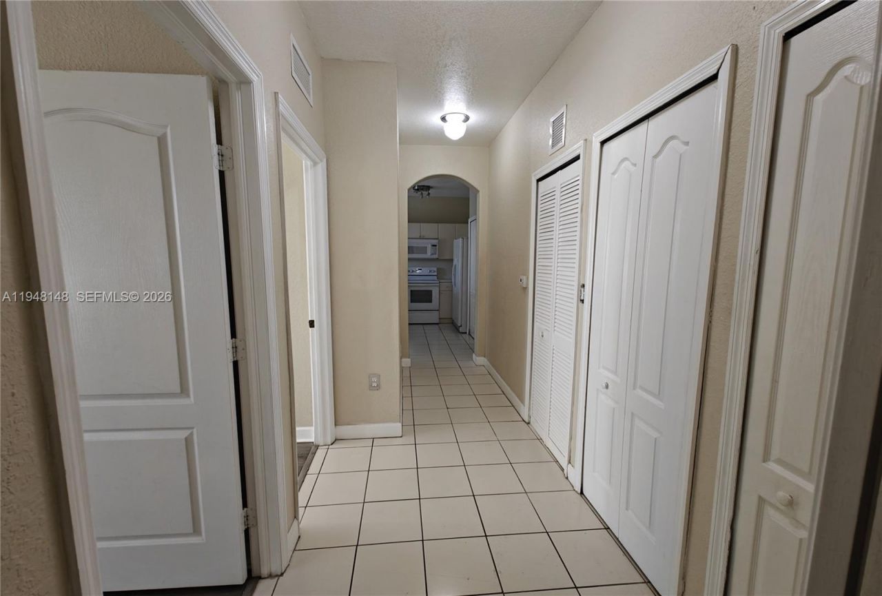 2637 SE 16th Ter, Unit 104, Homestead, FL 33035 Photo