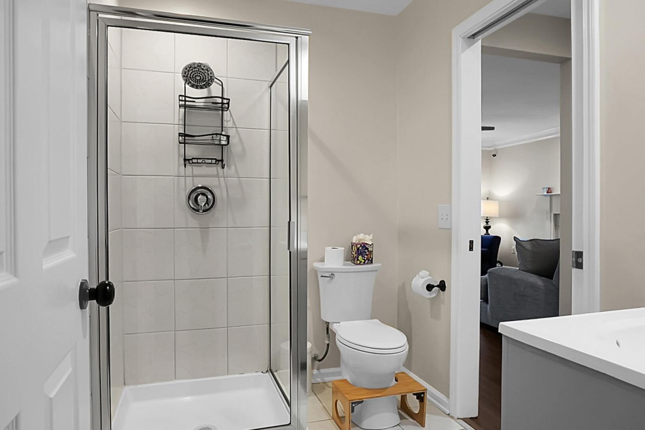 2200 Kings Gate Lane Photo 11