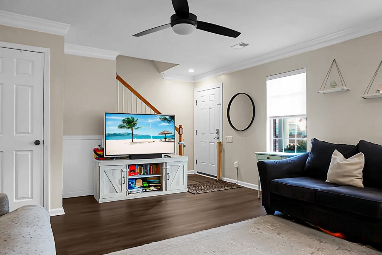 2200 Kings Gate Lane Photo 5