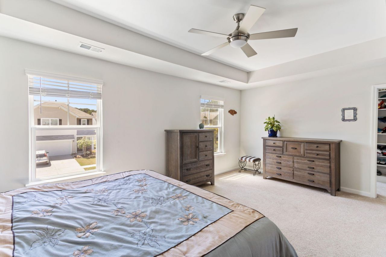 3830 Sawmill Court Photo 19