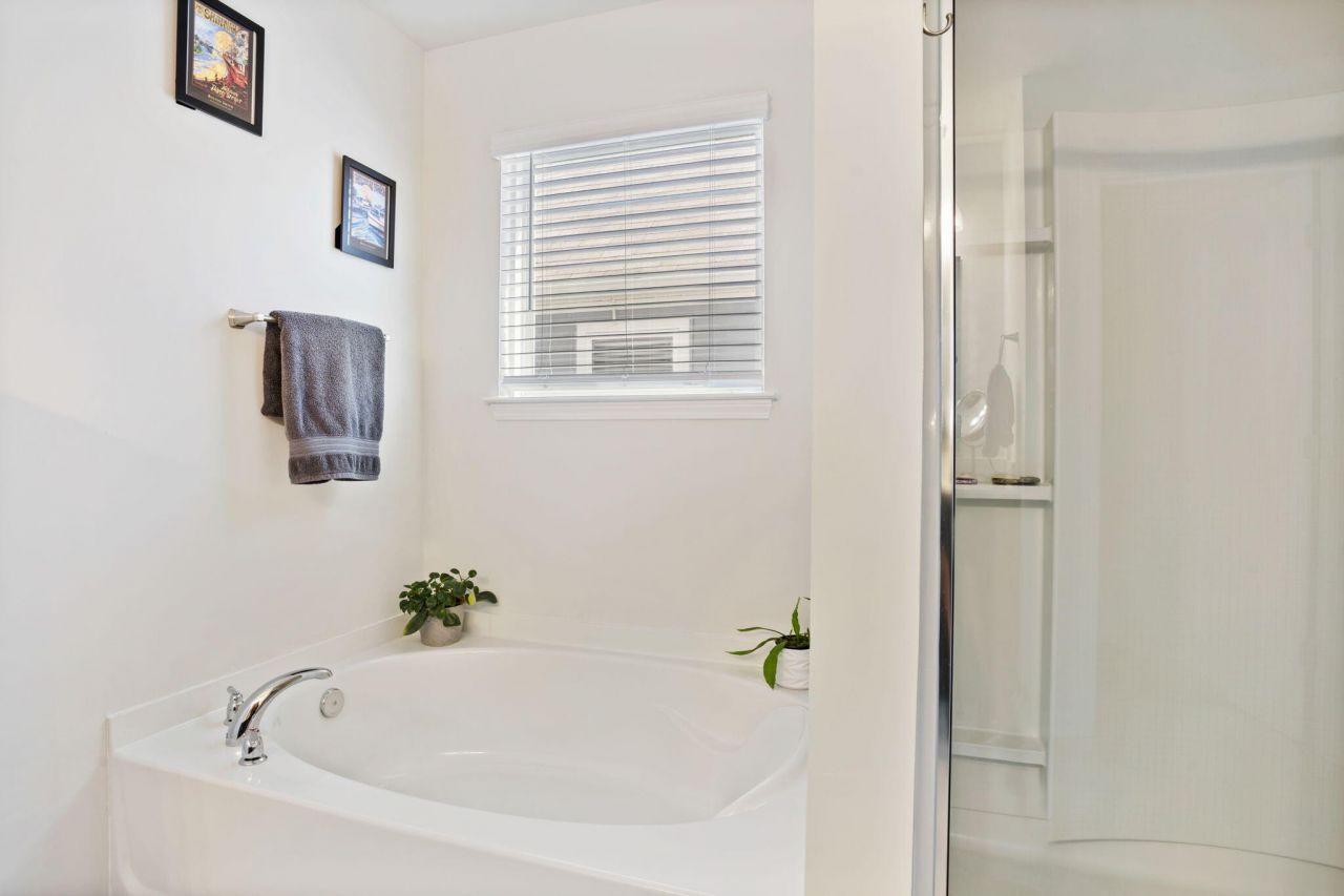 3830 Sawmill Court Photo 21