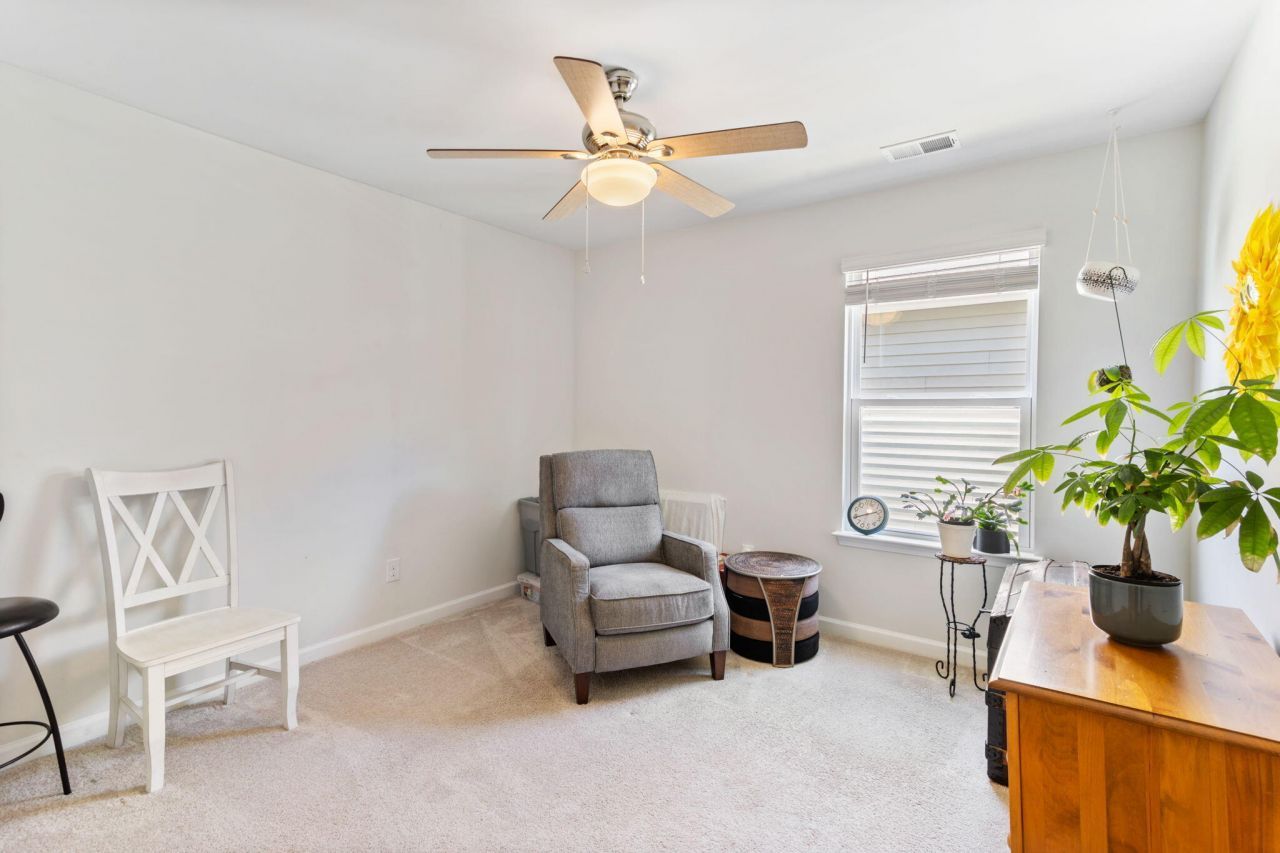 3830 Sawmill Court Photo 26