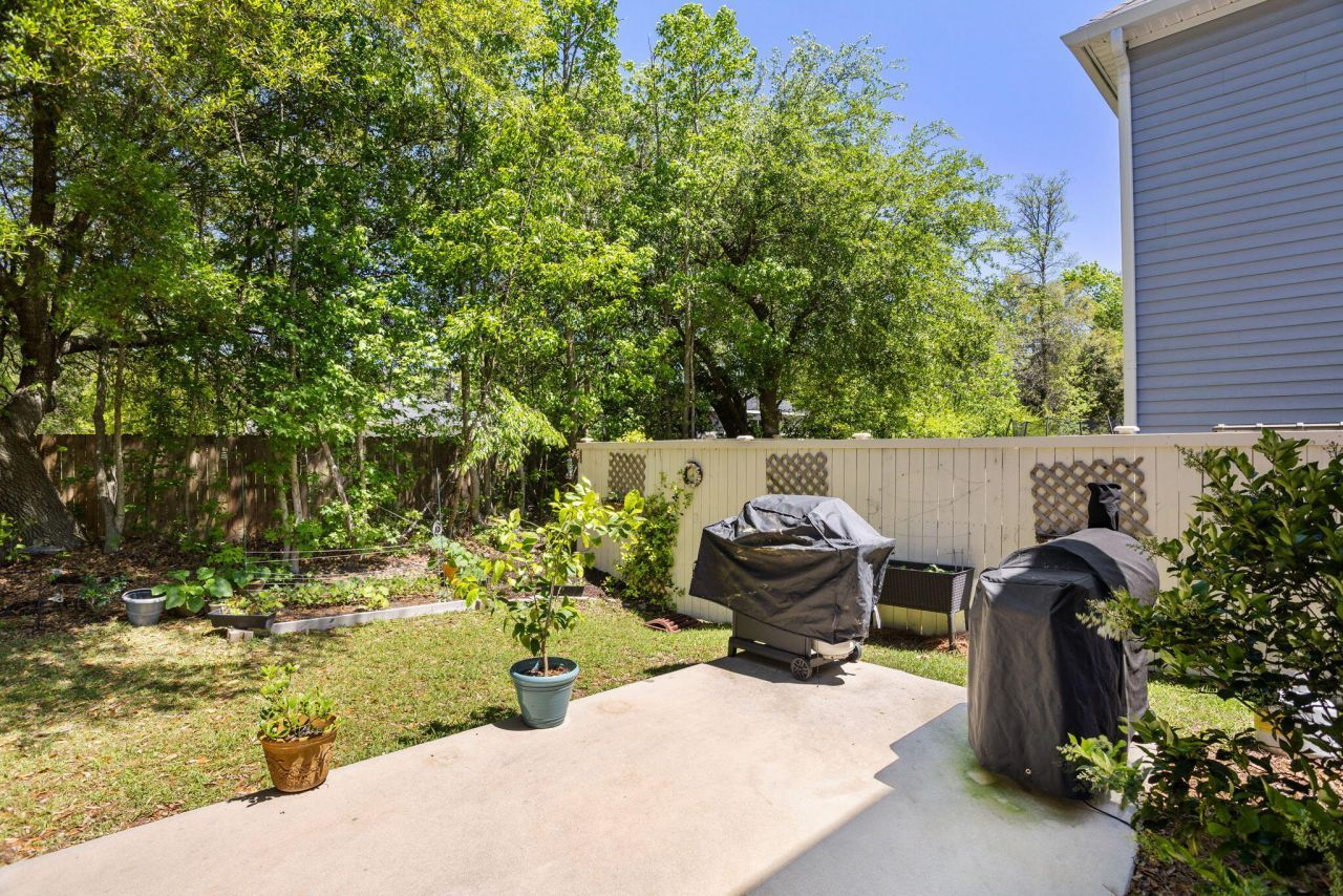 3830 Sawmill Court Photo 29