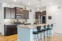 3830 Sawmill Court photo 4