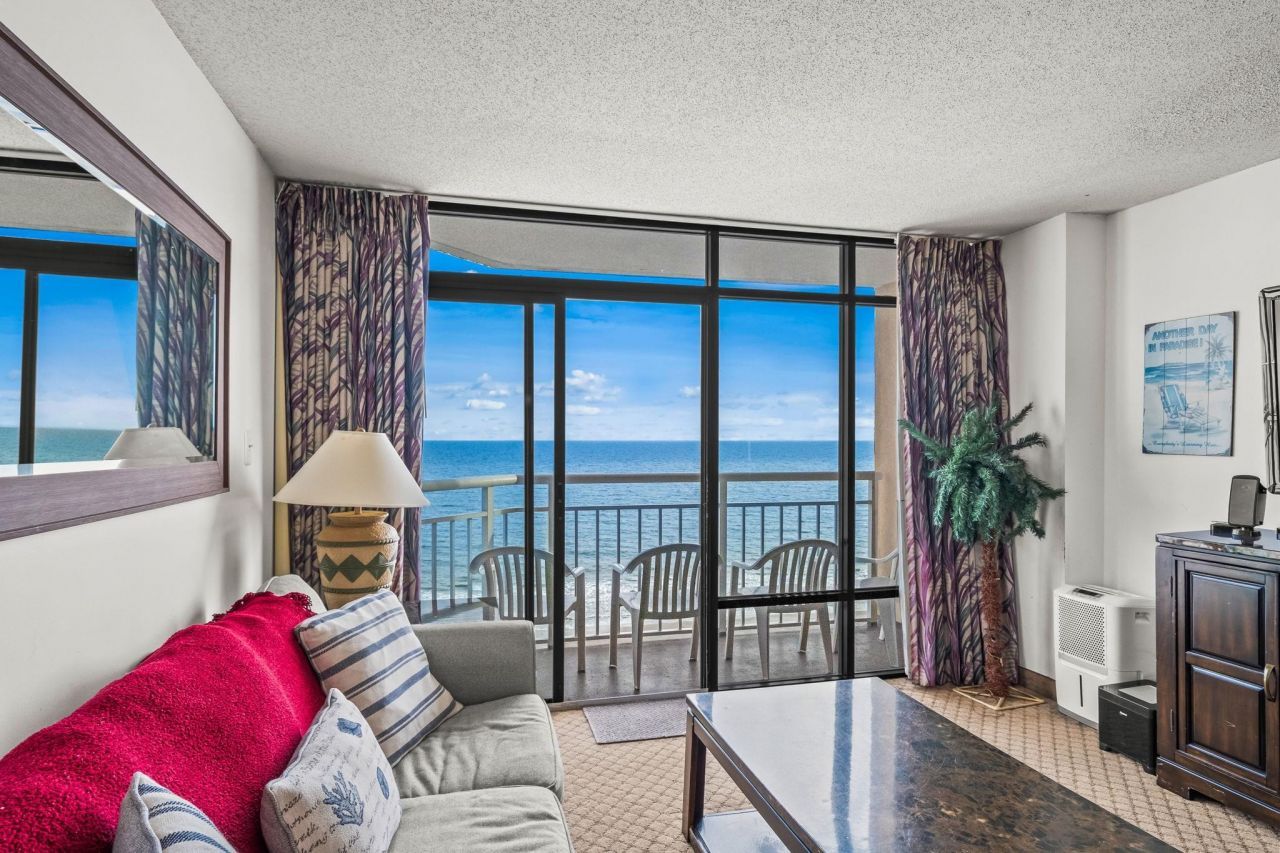 9550 Shore Dr. Photo 11