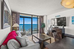 9550 Shore Dr. photo 4