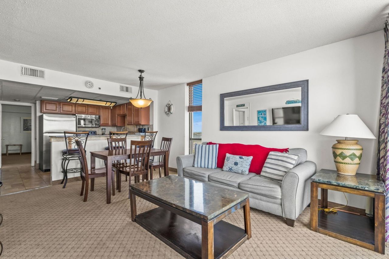 9550 Shore Dr. Photo 5