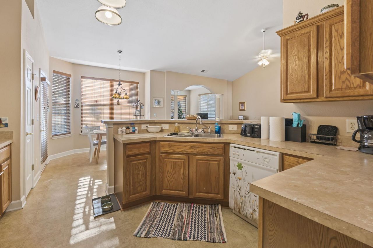 728 Gazania Ln. Photo 13