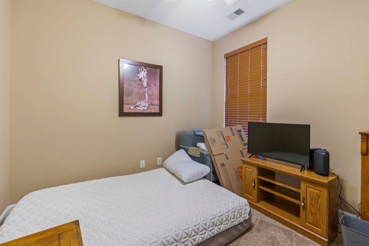 728 Gazania Ln. Photo 18