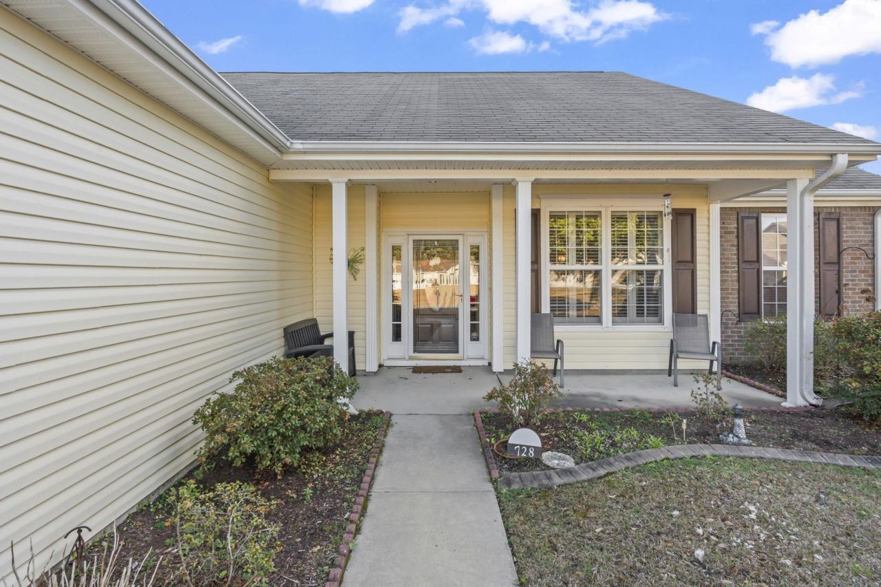 728 Gazania Ln. Photo 32