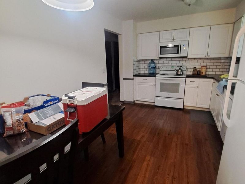 4818 Winterset Drive, Columbus, OH 43220 Photo 12