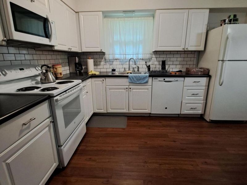 4818 Winterset Drive, Columbus, OH 43220 Photo 13