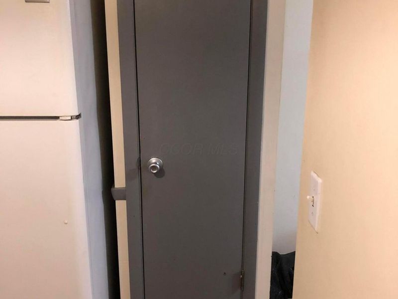 4818 Winterset Drive, Columbus, OH 43220 Photo 25