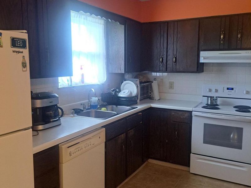 4818 Winterset Drive, Columbus, OH 43220 Photo 7