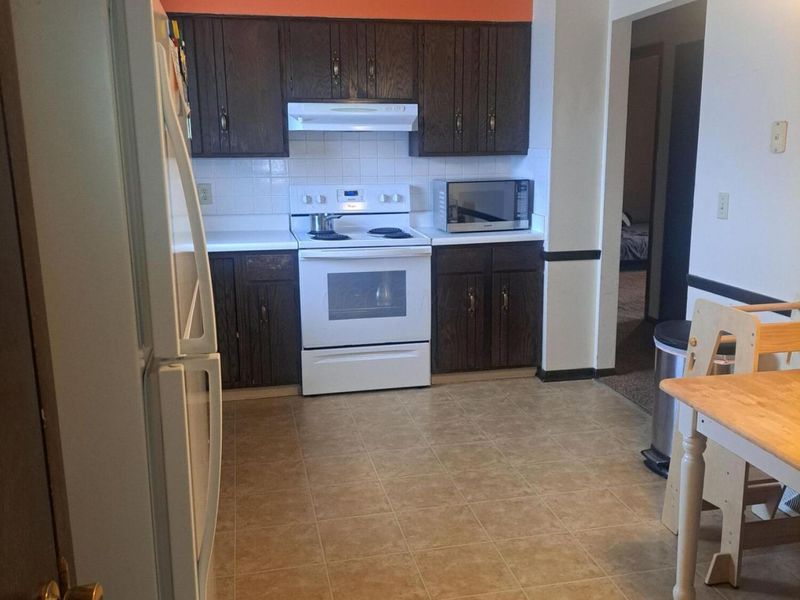 4818 Winterset Drive, Columbus, OH 43220 Photo 8