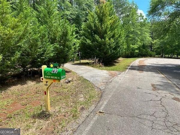 230 Vaughn Circle, Griffin, GA 30223