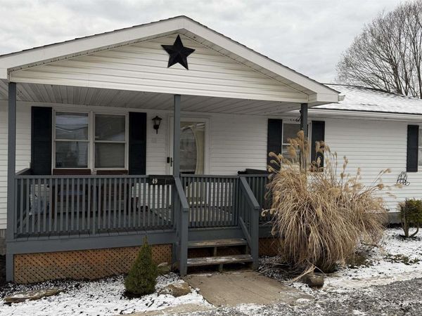 49 New York Avenue, West Union, WV 26456