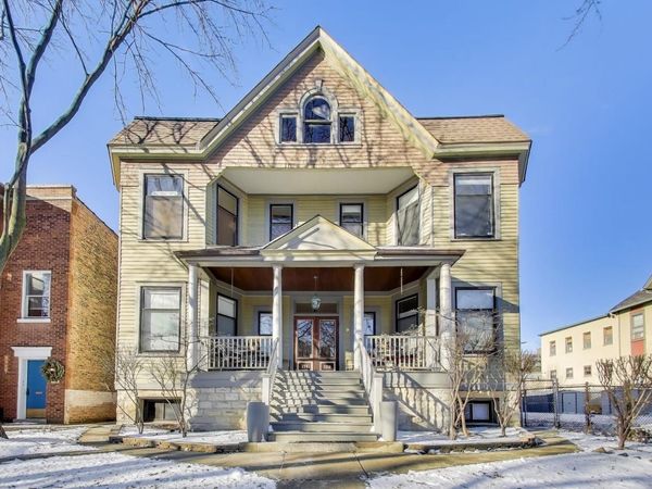 109 S Grove Avenue, Unit 1N, Oak Park, IL 60302