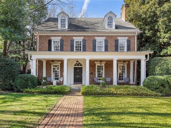 88 Peachtree Circle NE, Atlanta, GA 30309
