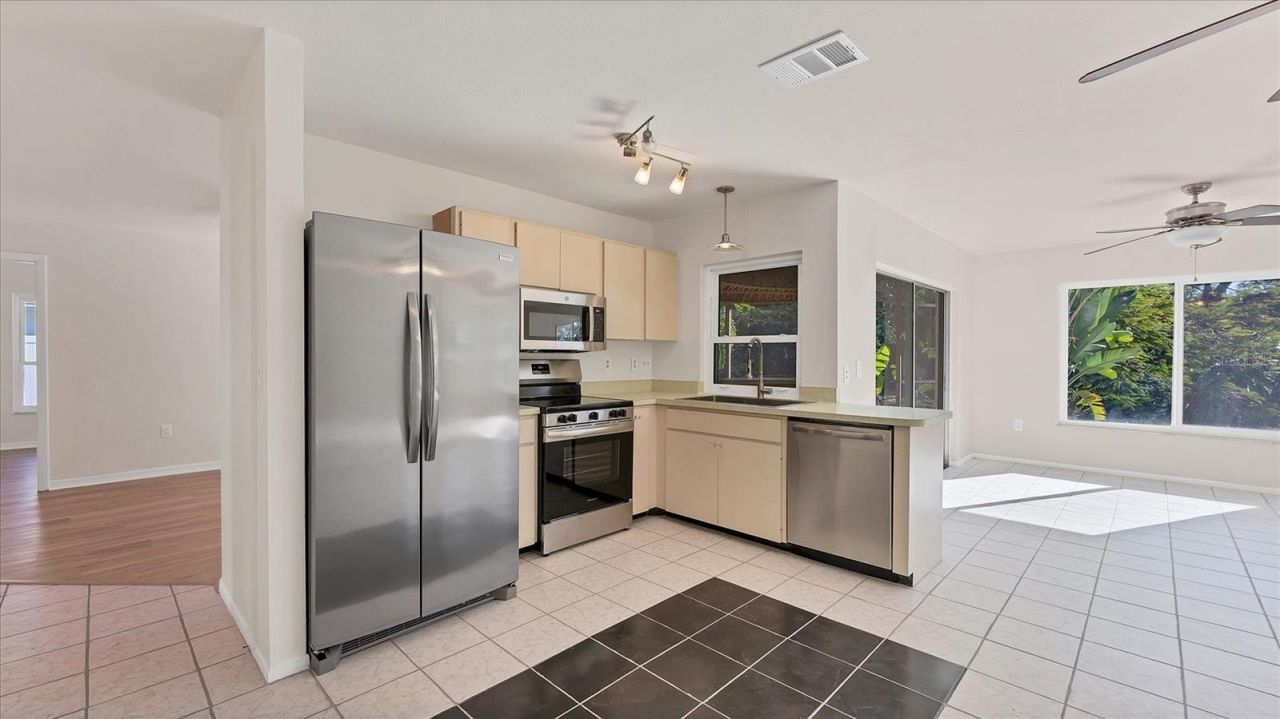 1413 63rd Street W, Bradenton, FL 34209 Photo