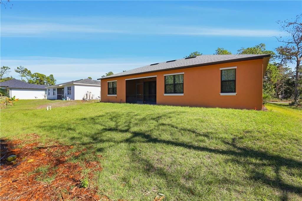 2167 Della Dr, Naples, FL 34117 Photo