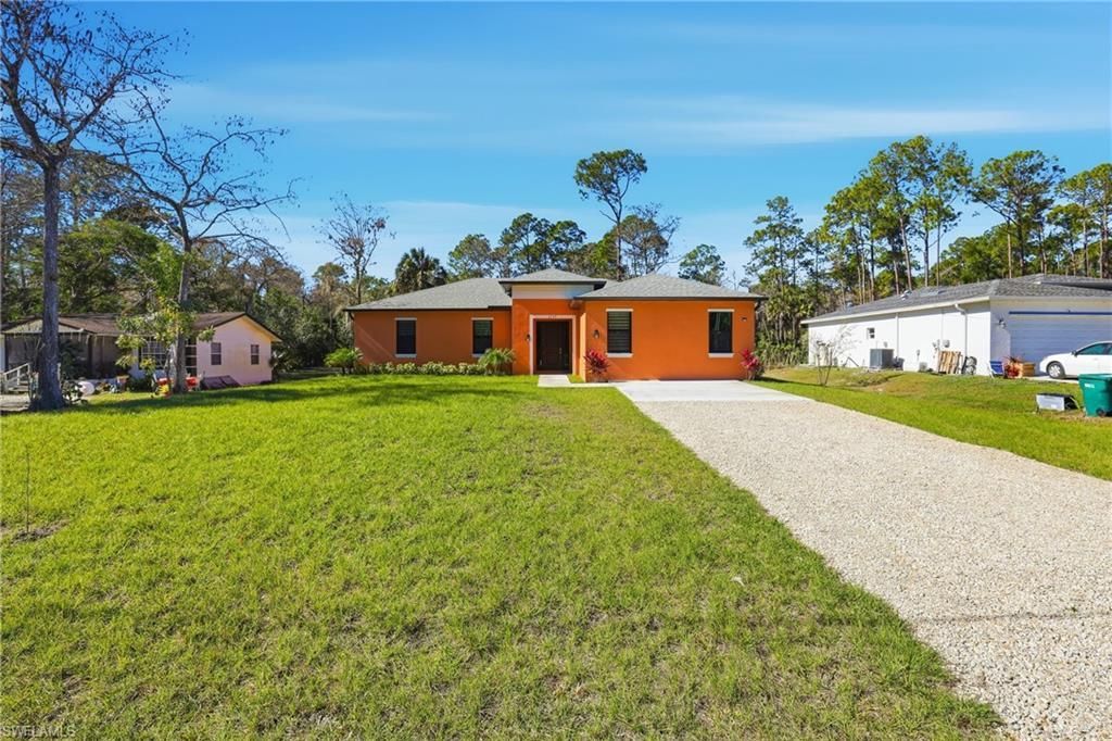 2167 Della Dr, Naples, FL 34117 Photo