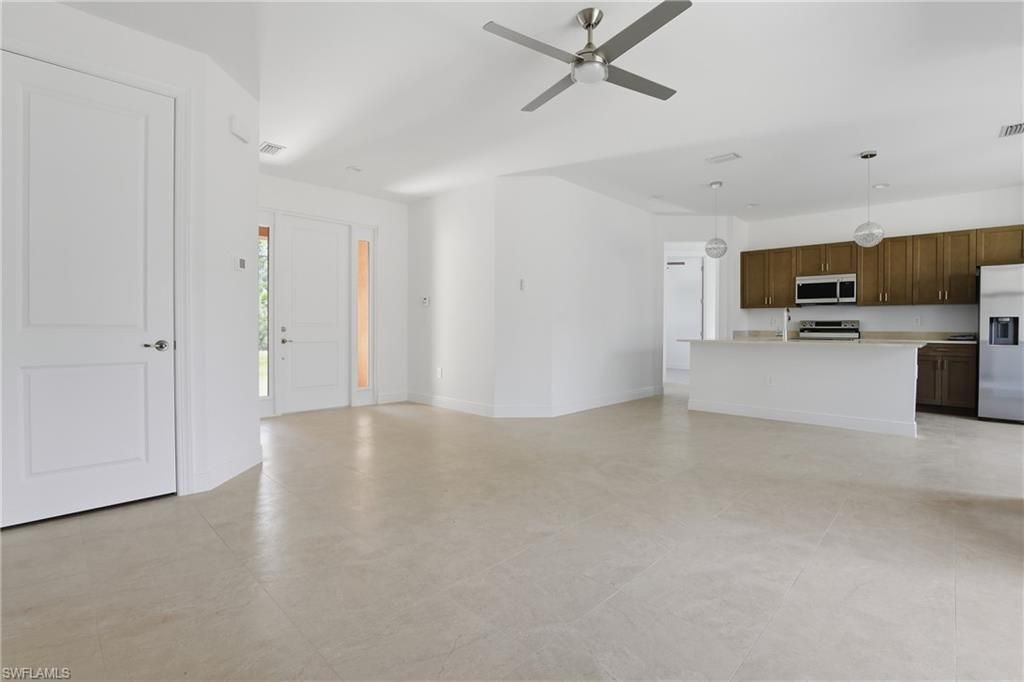 2167 Della Dr, Naples, FL 34117 Photo