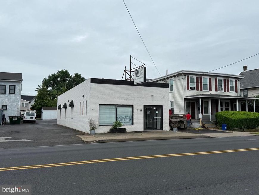 27 W Lincoln Highway, Langhorne, PA 19047 Main Photo