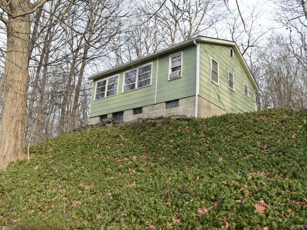 36 Paradise Hill, Highland Mills, NY 12518