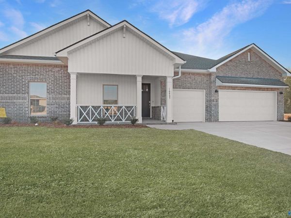 22601 Donahue Road, Athens, AL 35613