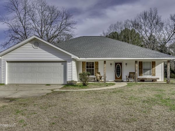 110 Scr 129 , Mendenhall, MS 39114