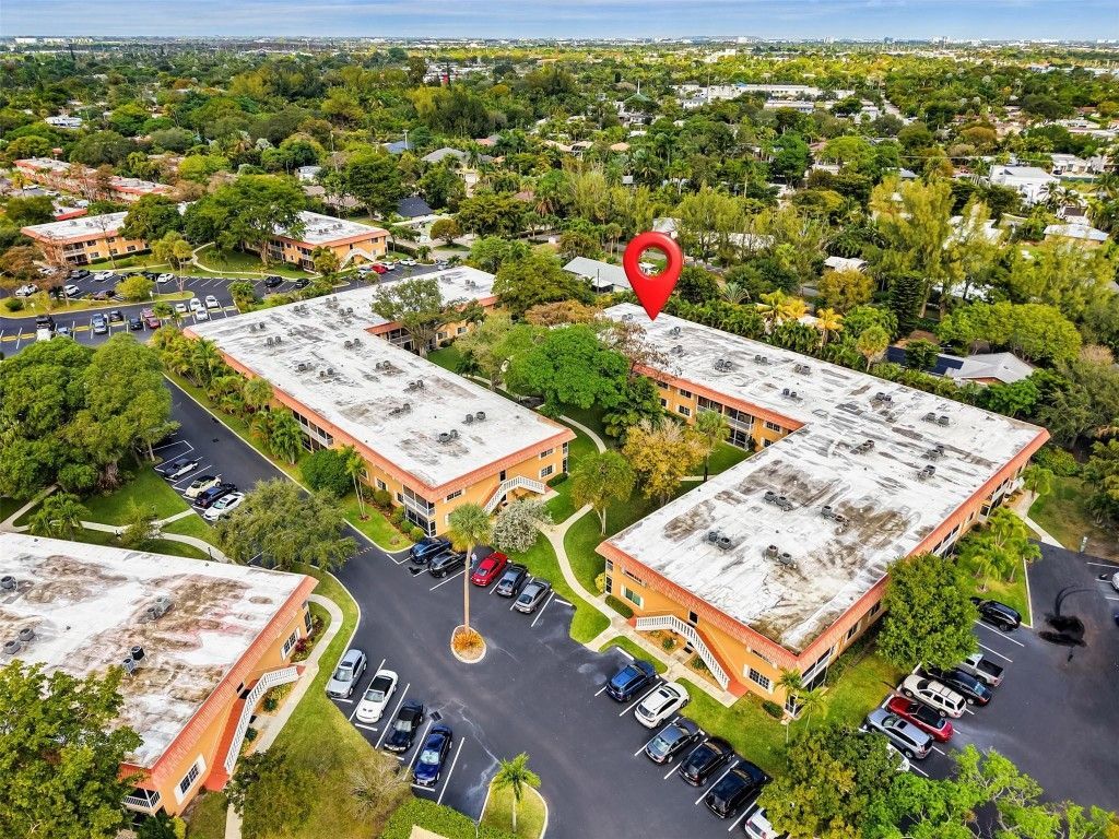 351 NE 19th Pl, Unit 203K, Wilton Manors, FL 33305 Photo