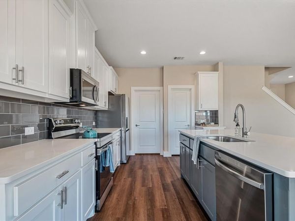 430 Cirrus Circle, Muenster, TX 76252