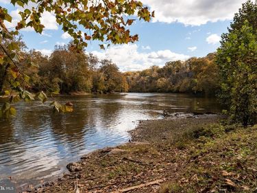 326 THUNDERBIRD ROAD, BENTONVILLE, VA 22610